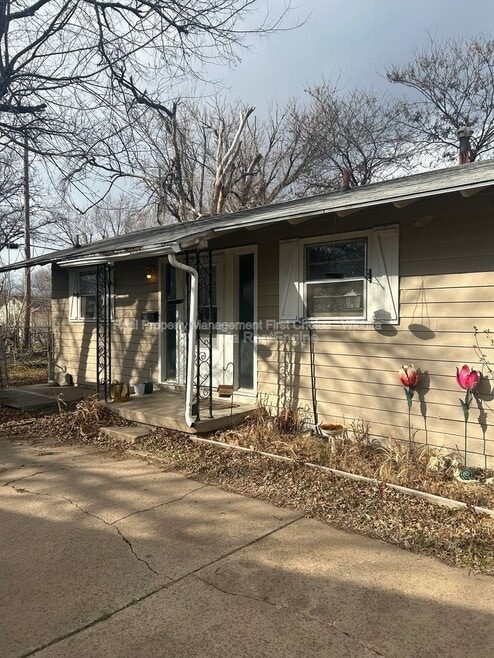 Building Photo - 5301 S Madison Ave