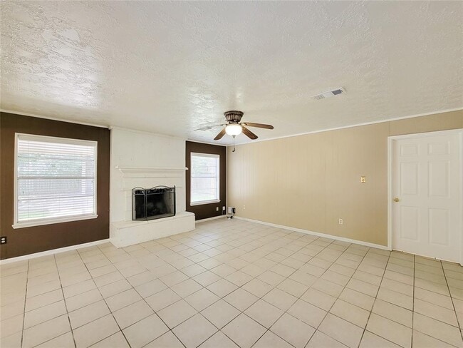 Building Photo - 16614 Cairnway Dr