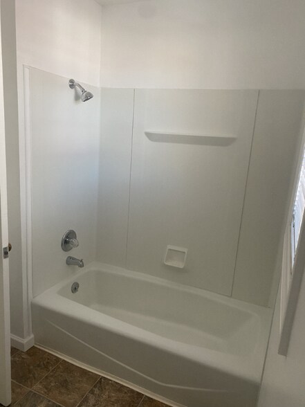 Building Photo - 7 Wardell Ct