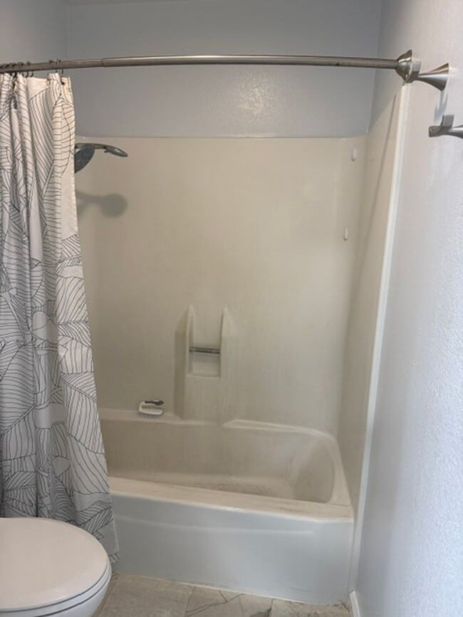 Building Photo - Sonoma Racquet Club Circle ~ Gorgeous 2 Bedroom 1.5 Bath in Rohnert Park