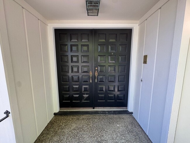 Building Photo - Open House Sunday 4/19 11 am - 12 pm:  Beautifully Updated Corner-Lot Home in Millbrae – Spacious...