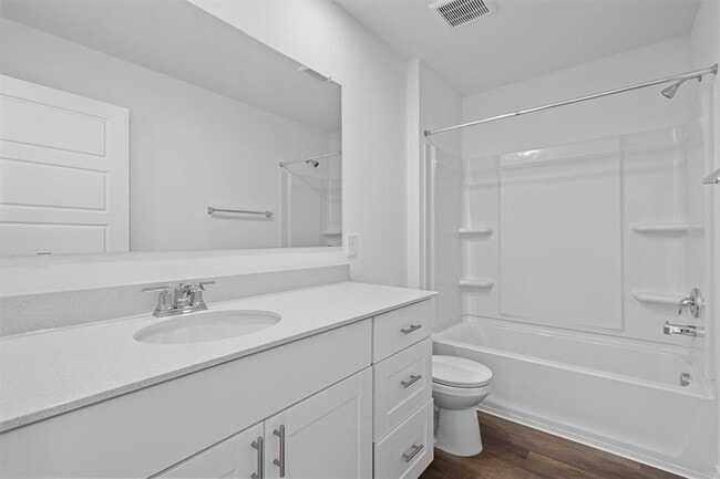 Building Photo - 812 Heartseed Ave