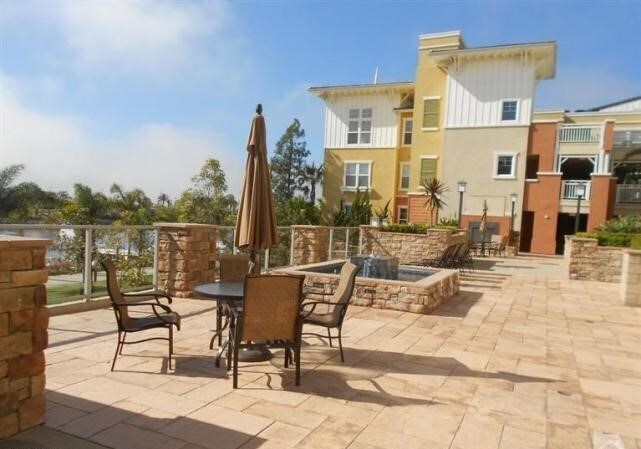 Building Photo - 1455 Windshore Way