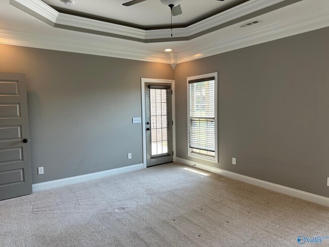 Building Photo - 111 Canyon Dr