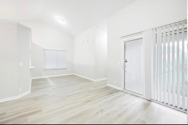 Building Photo - 609 Brentmeadow Cir