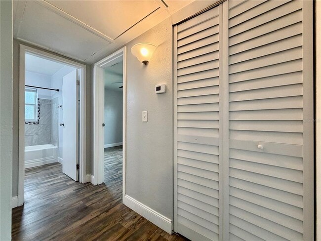 Building Photo - 4227 5th Ave N