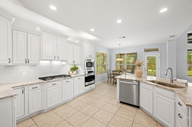 Building Photo - 1023 Grassy Field Rd
