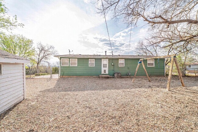 Building Photo - Please View the 3D Virtual Walk Through Before Scheduling A Showing