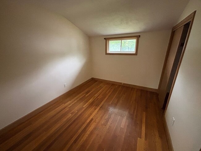 Building Photo - 588 Walpole St
