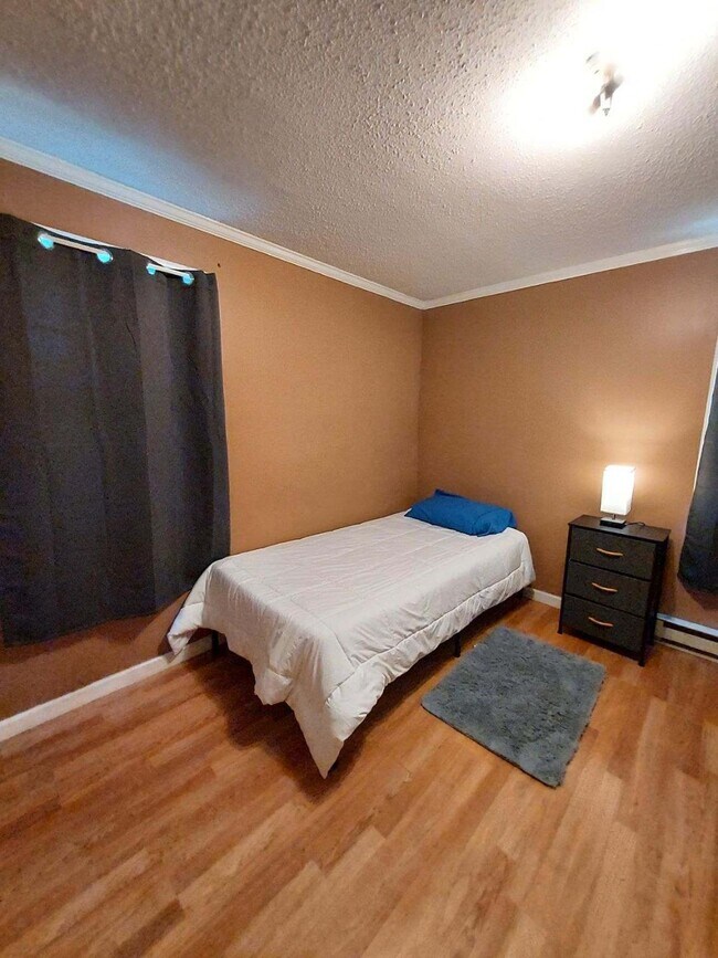 Building Photo - 101 Virginia St