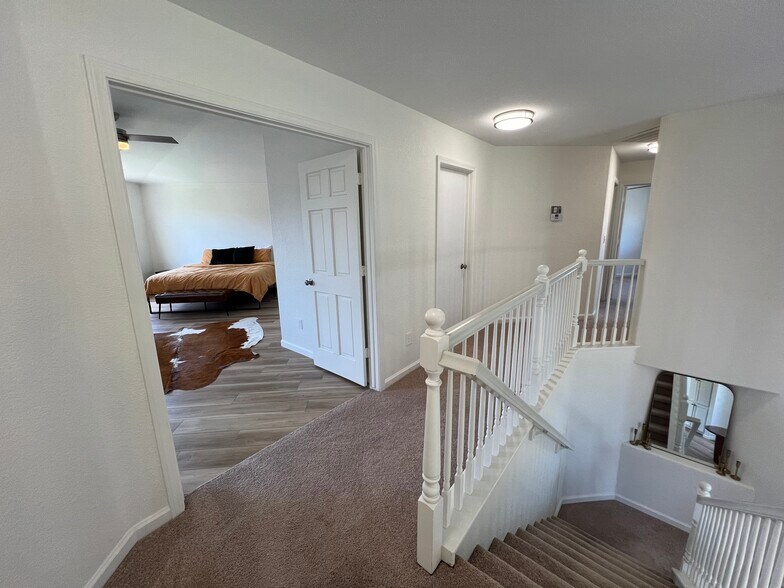 Building Photo - 2808 Medinah Way