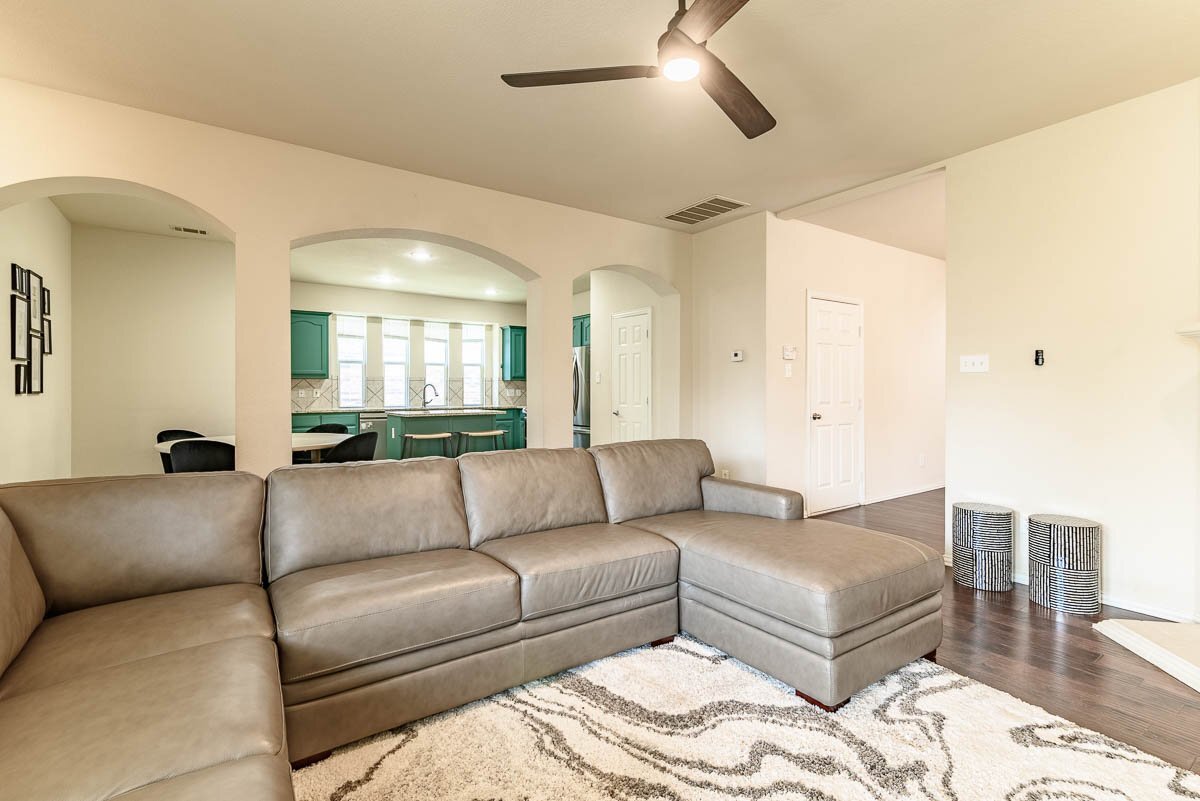 Building Photo - 2856 Spotted Owl Dr
