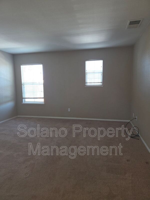 Building Photo - 3124 Puffin Cir