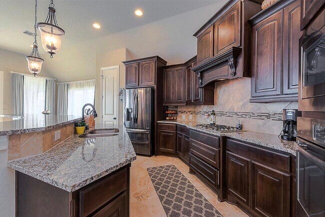 Building Photo - 2302 Falcon Brook Dr