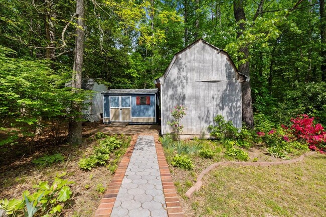 Building Photo - Beautiful 3 Bedroom Home in North Chesterf...