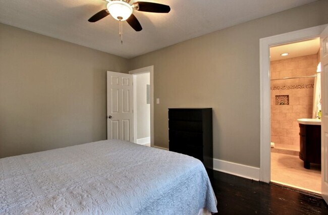 Building Photo - Large 3BR/2BA Ardsley Park Area House For ...