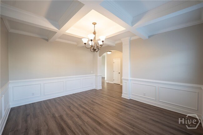 Building Photo - 123 Grimsby Rd