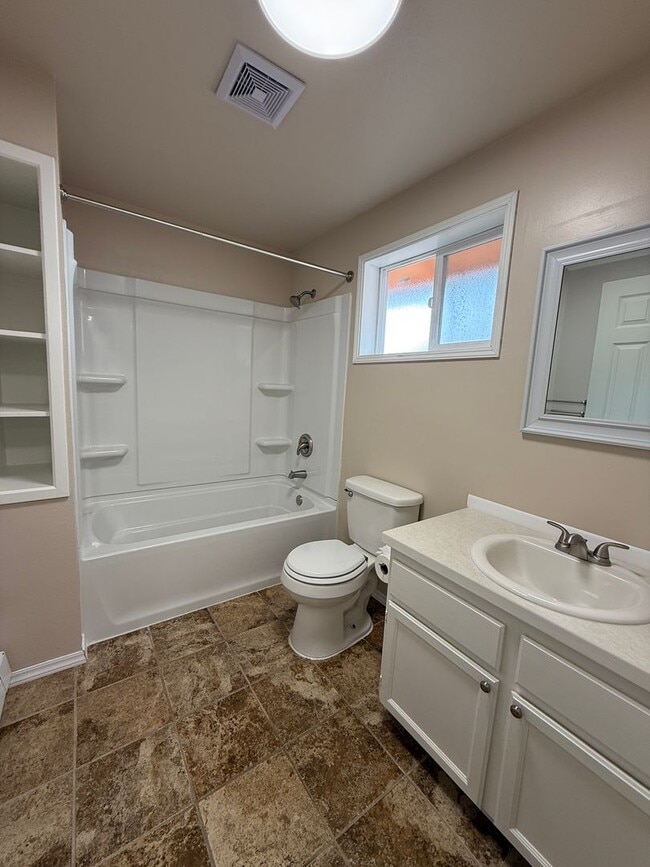 Building Photo - Charming Updated Cottage in the Heart of M...