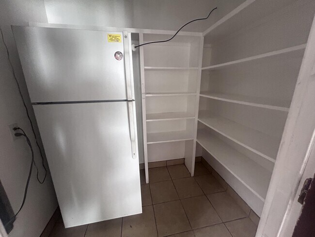 Building Photo - 563 Black Bear Rd NE