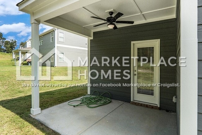 Building Photo - 2032 Gadwall Dr