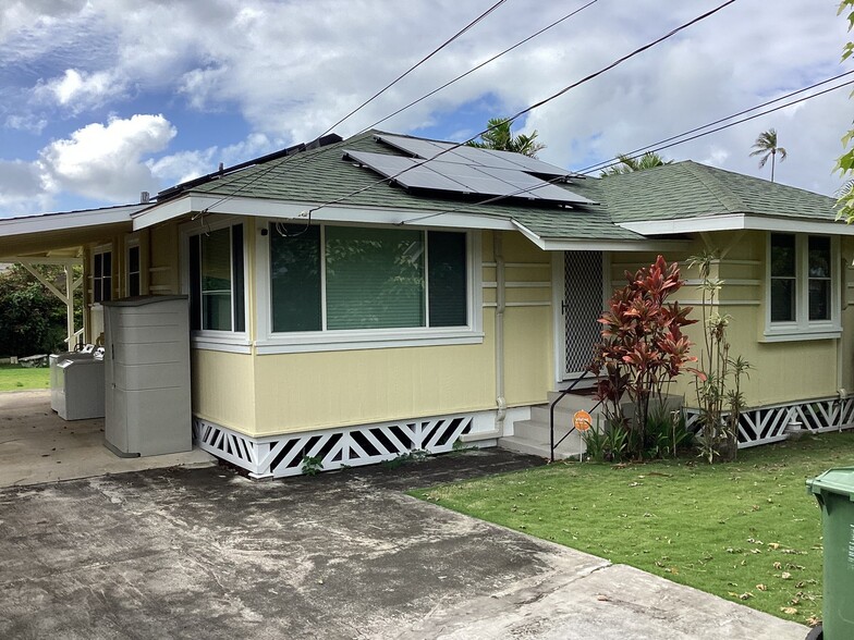 Building Photo - 324 Hualani St
