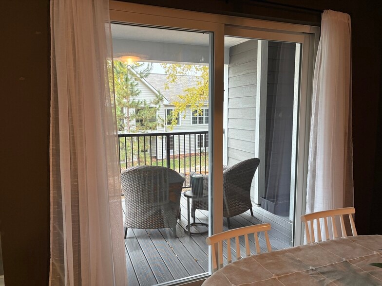 Building Photo - 6157 Chasewood Pky