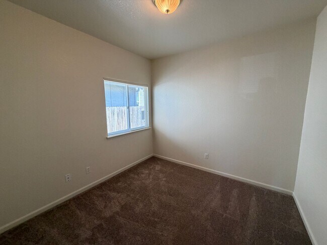 Building Photo - 7565 Whitmore St