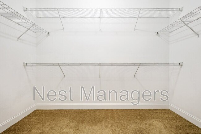 Building Photo - 1081 Ronald Reagan Drive