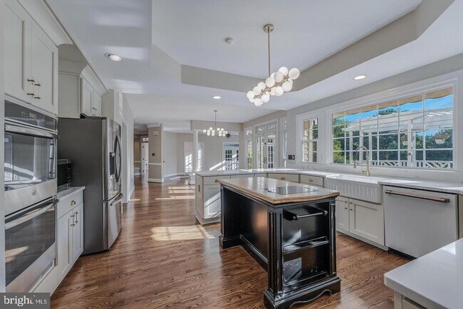 Building Photo - 615 Nalls Farm Way