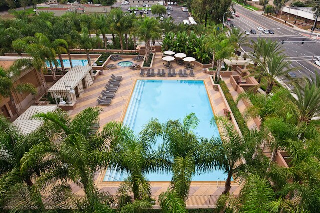 Building Photo - 5047 Scholarship