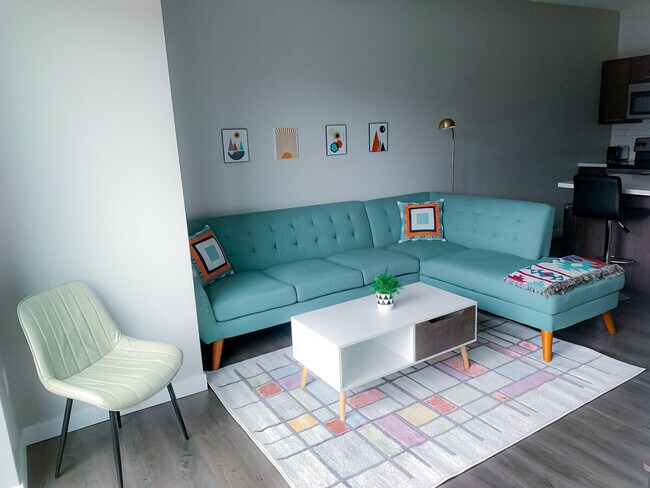 Building Photo - 1400 Walnut St