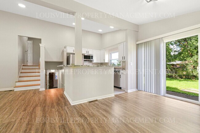 Building Photo - 3817 Klondike Ln