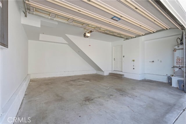 Building Photo - 9245 Woodman Ave