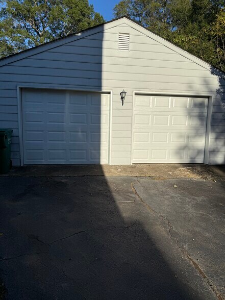 Building Photo - 1507 Westshire Ln