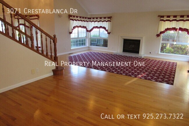 Building Photo - 3071 Crestablanca Dr