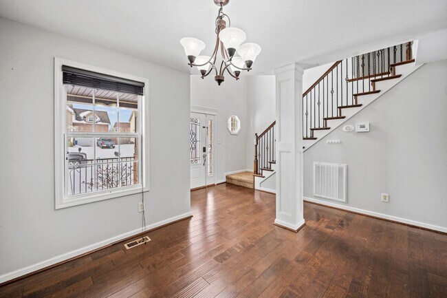 Building Photo - Move-In Special Available! Spacious 3BR Home with Bonus Room, Fireplace & Fenced Yard