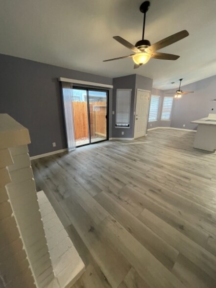 Building Photo - 1323 Hidalgo Cir