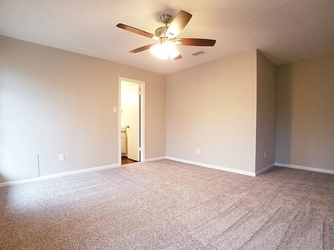 Building Photo - 3523 Mayfield Oaks Ln