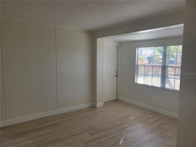 Building Photo - 6412 Wingfoot Cir