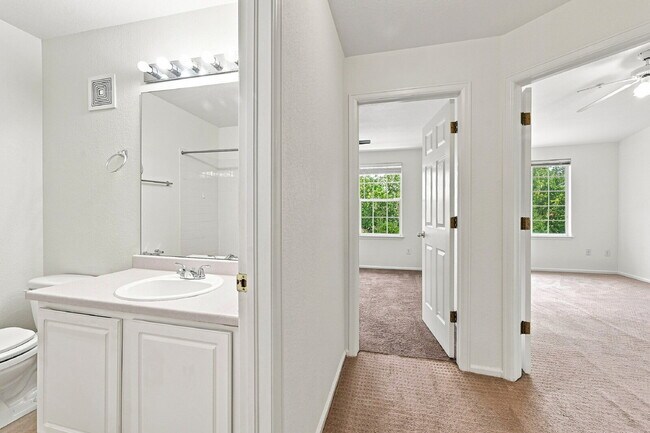 Building Photo - $2,030.95, 2 Beds - 2.5 Bath, Condo in Denver with Central A/C!