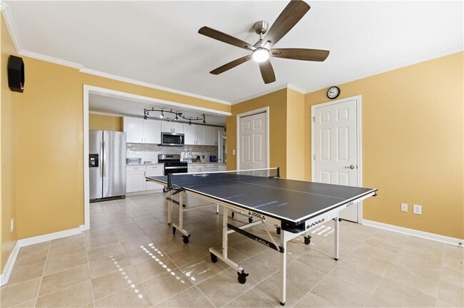 Building Photo - 200 Azalea Cove Ln