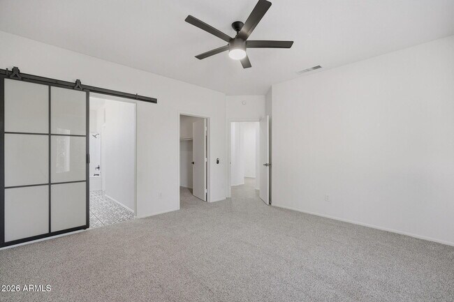 Building Photo - 22408 N Las Vegas Dr
