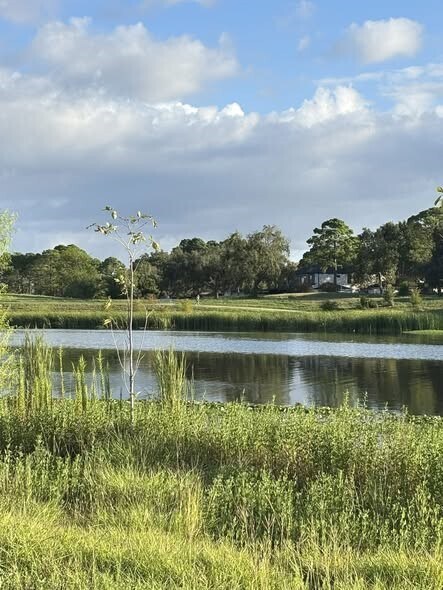 Building Photo - 1353 Ramada Dr