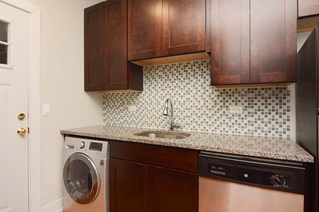 Building Photo - 545 Chestnut St