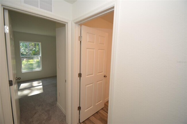 Building Photo - 93 Panorama Dr