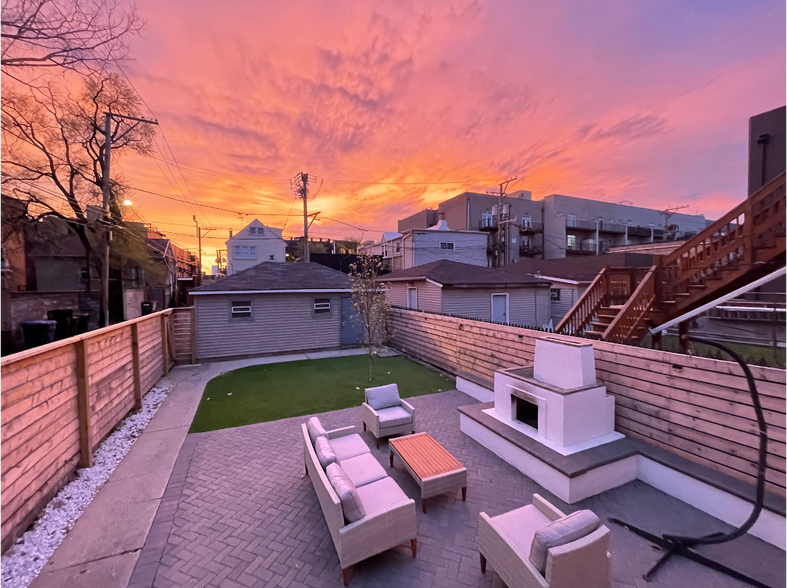 Building Photo - 814 N Fairfield Ave