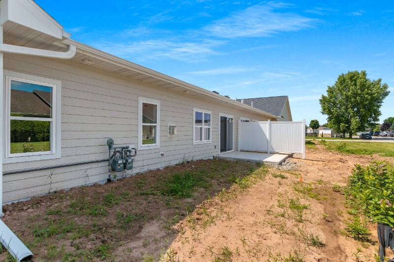 Building Photo - 2723 Sachet Pl