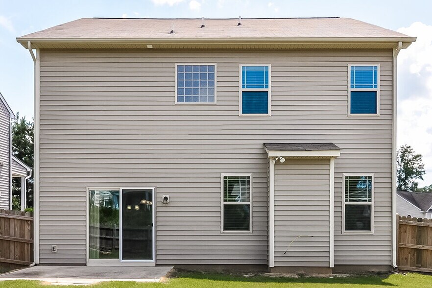 Building Photo - 716 McCarthy Dr