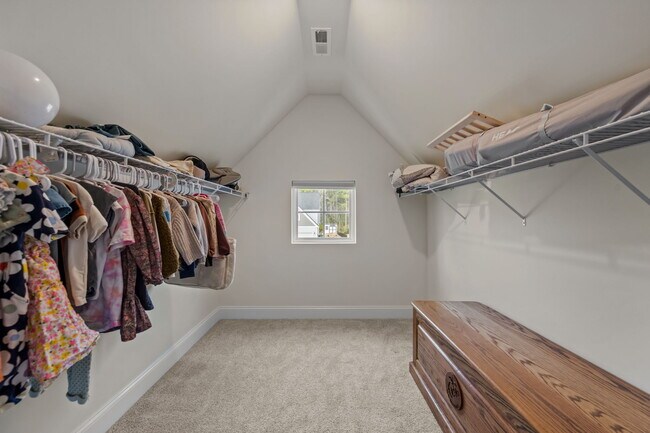 Building Photo - 301 Gander Ct