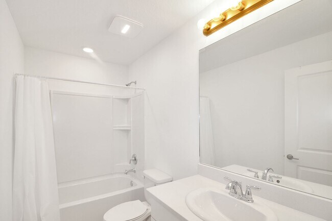 Building Photo - Palmero Annual Townhouse for Rent